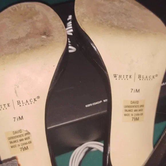 WHBM Black and White "David" Strappy Heels Sandals Pumps - Picture 6 of 8